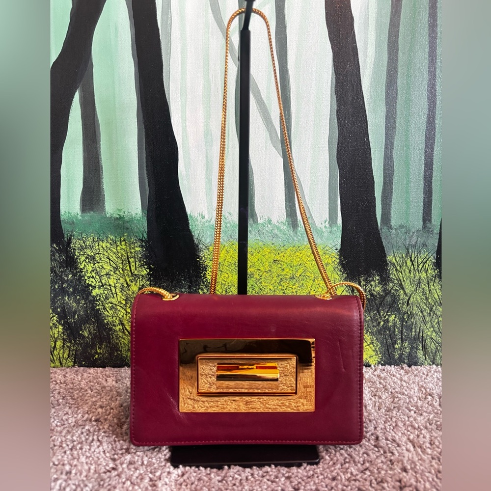 Classy Korean made SOIN shoulder bag